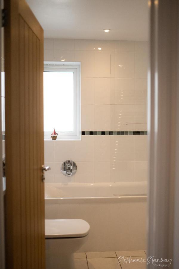 The Lookout, Modern Home From Home, Sleeps 5, With Private Parking & Outside Terrace St Ives Dış mekan fotoğraf